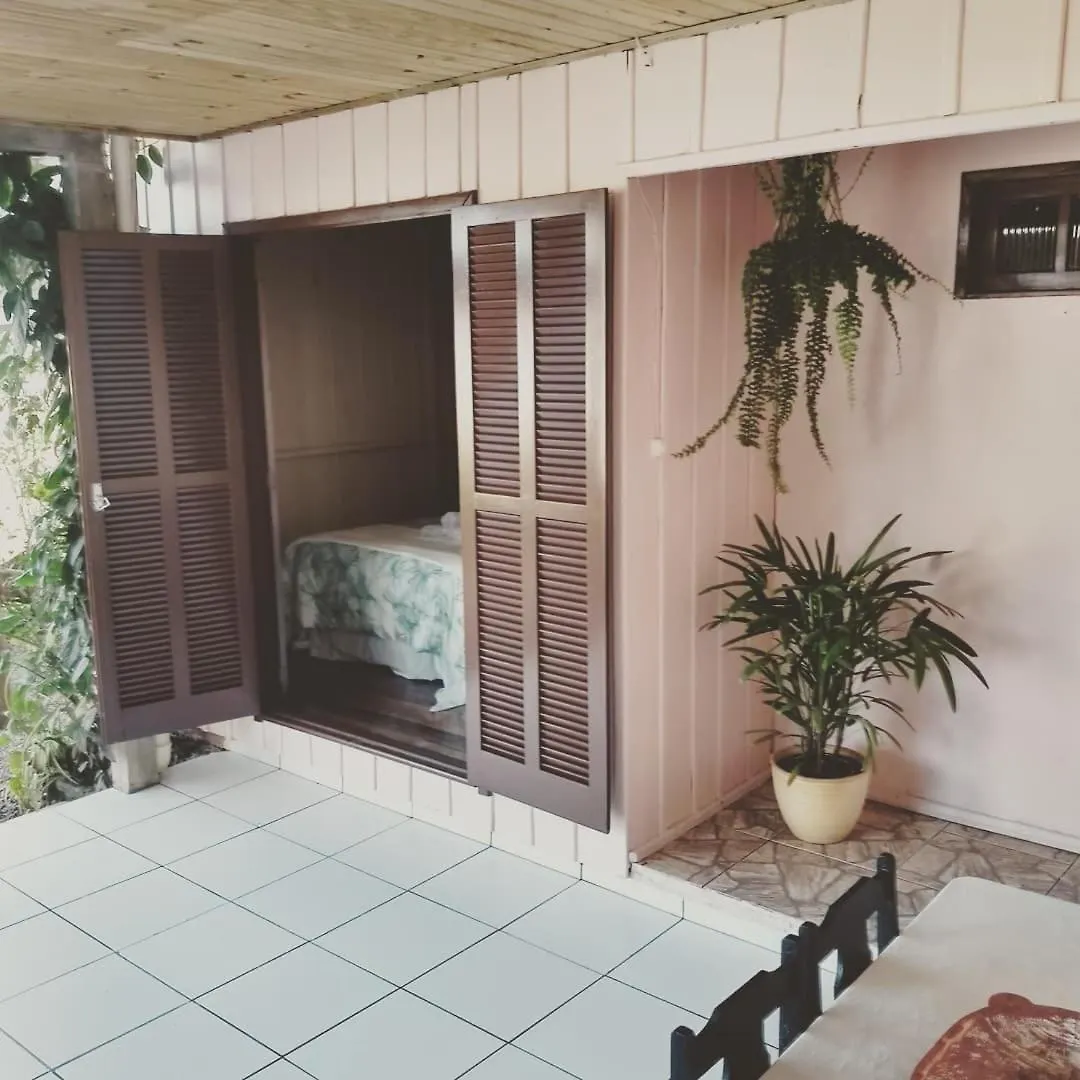 Happy House - Casa Ideal Para Grupos Na Cidade Dos Canyons Praia Grande  0*, Praia Grande (Santa Catarina)